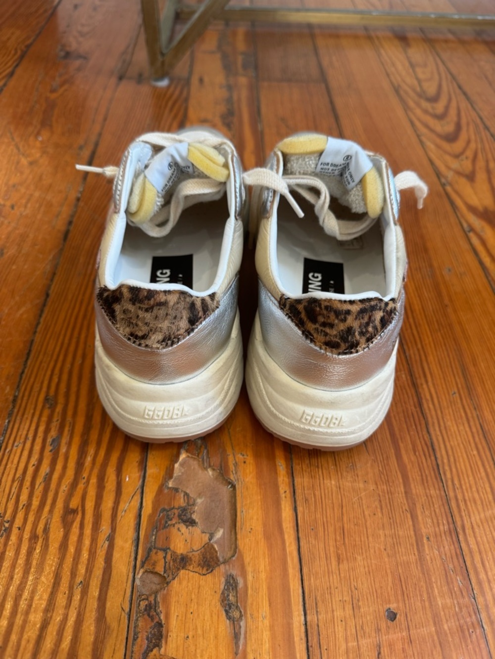 Golden Goose Women's Metallic Silver Fashion Running Sole  with Pink Star Accent - Picture 4 of 8